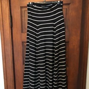 GAP Skirts - Gap jersey knit maxi skirt GAP Skirts - Gap jersey knit maxi skirt